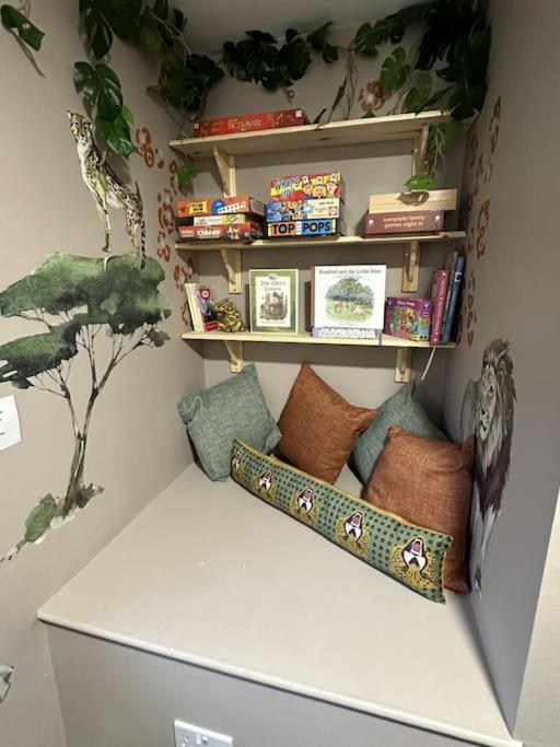 Cottage/Boutique Style - Free Parking & Wi-Fi 赫尔河畔京士顿 外观 照片